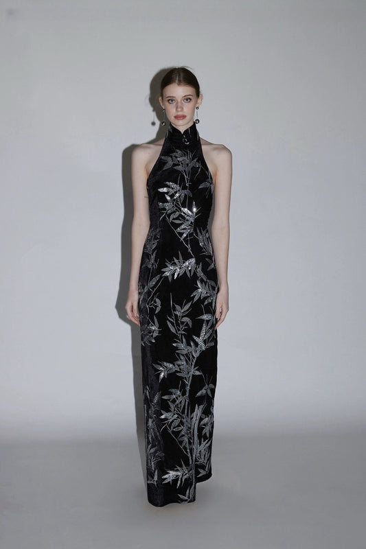 New Chinese Style Backless Qipao Gown with Positioned Bamboo Leaf Beading and Embroidery