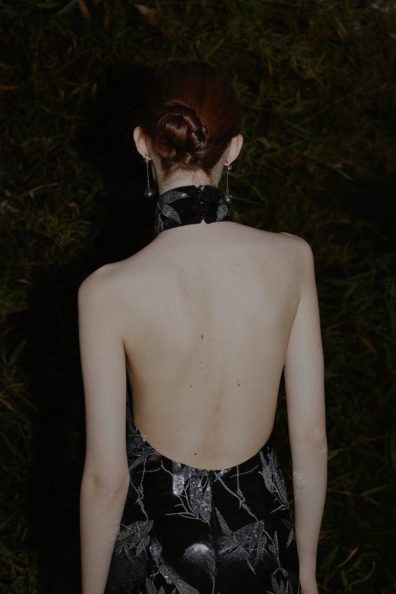 New Chinese Style Backless Qipao Gown with Positioned Bamboo Leaf Beading and Embroidery