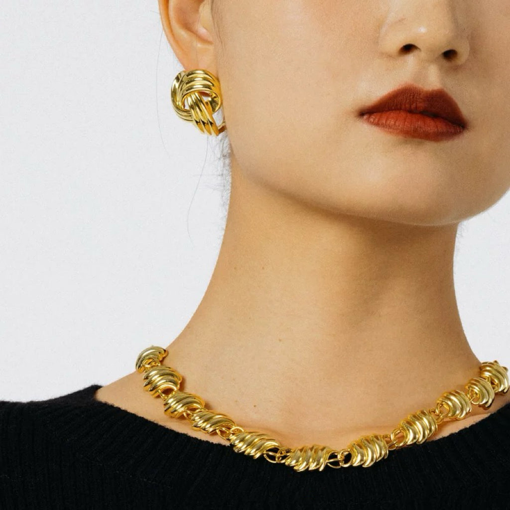 Golden Intertwined Earrings