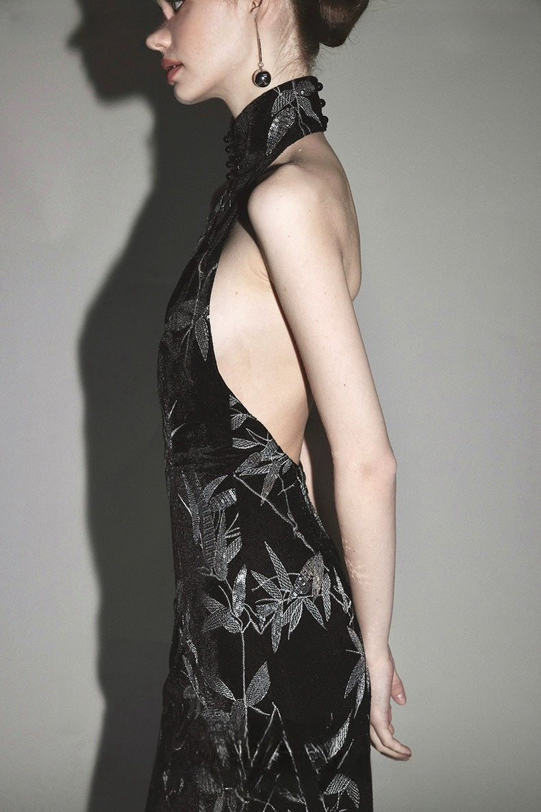 New Chinese Style Backless Qipao Gown with Positioned Bamboo Leaf Beading and Embroidery