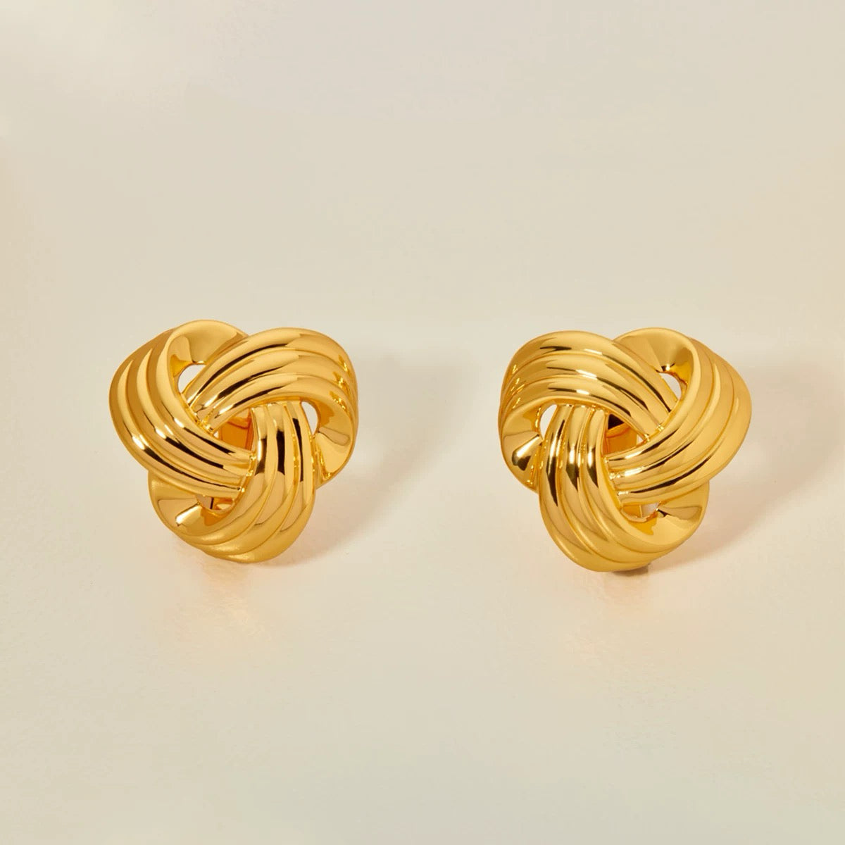 Golden Intertwined Earrings