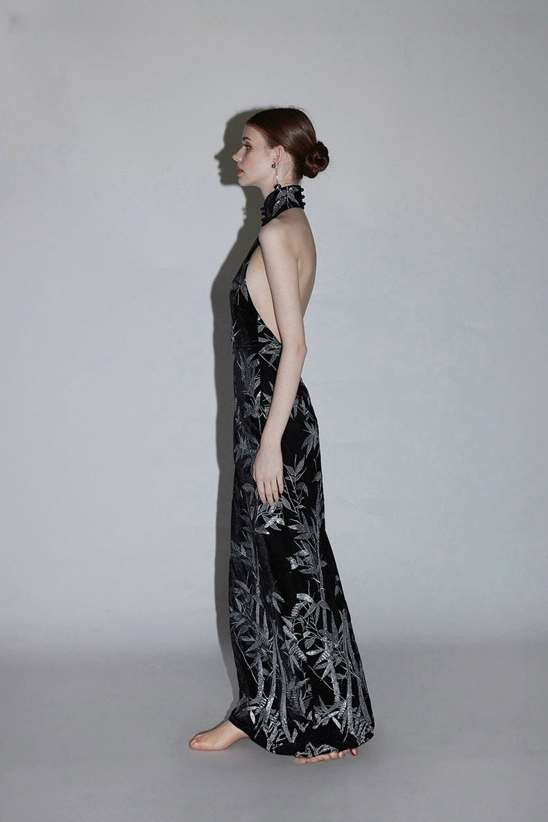 New Chinese Style Backless Qipao Gown with Positioned Bamboo Leaf Beading and Embroidery