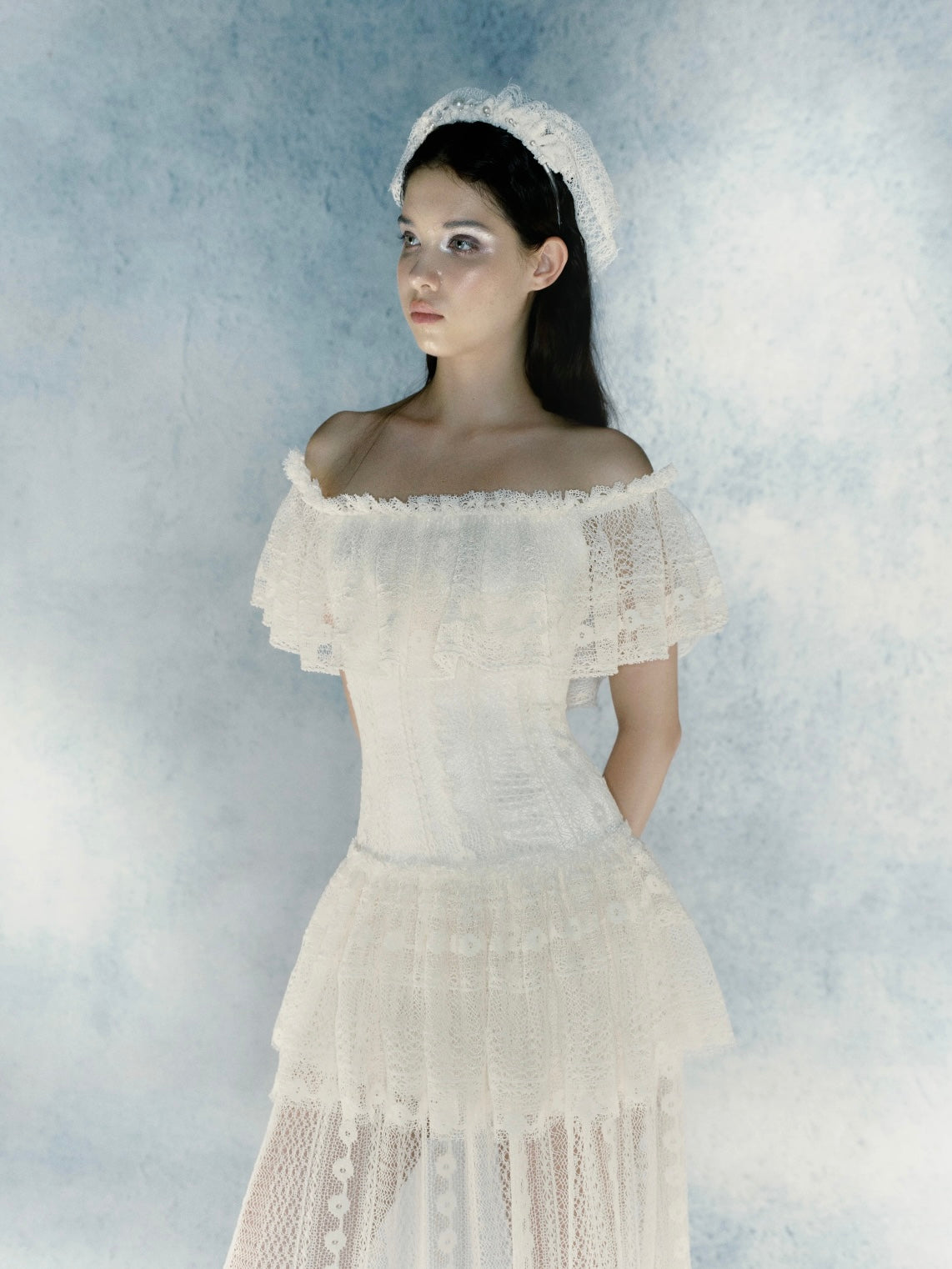 Shoulder-cover lace hollow dress