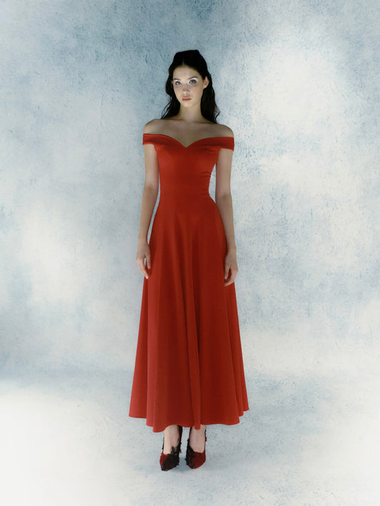 Shoulder strap waist dress