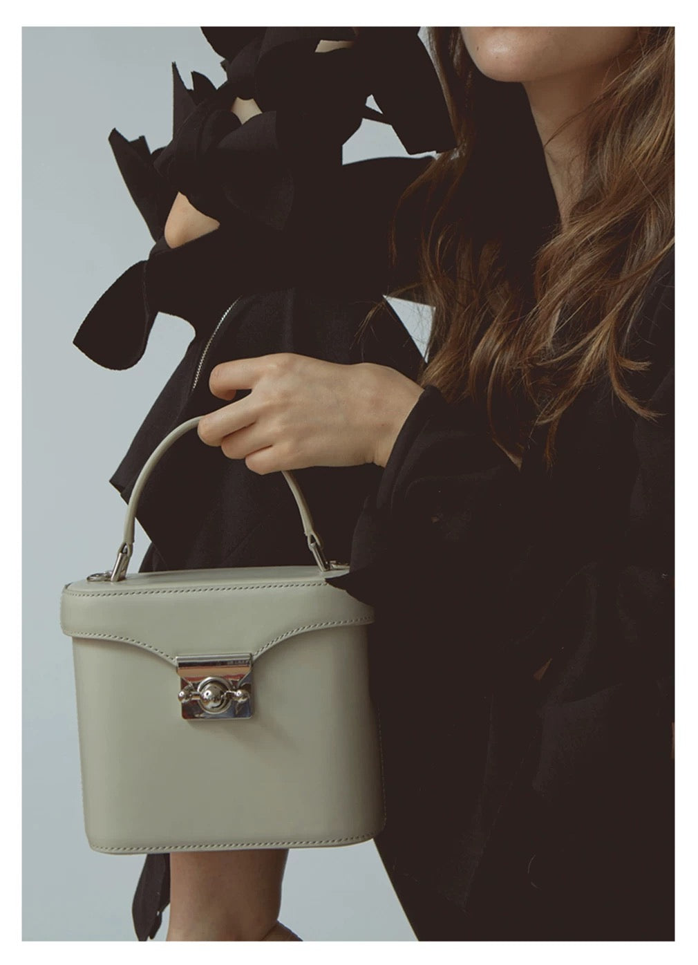 Planet Lock Bucket Bag