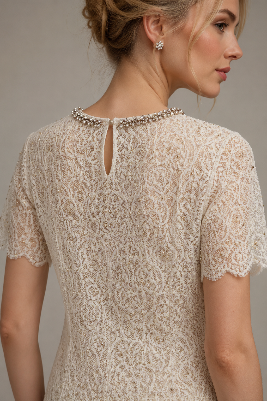 Champagne Lace Midi Dress With Beaded Neck（（With built-in slip lining）