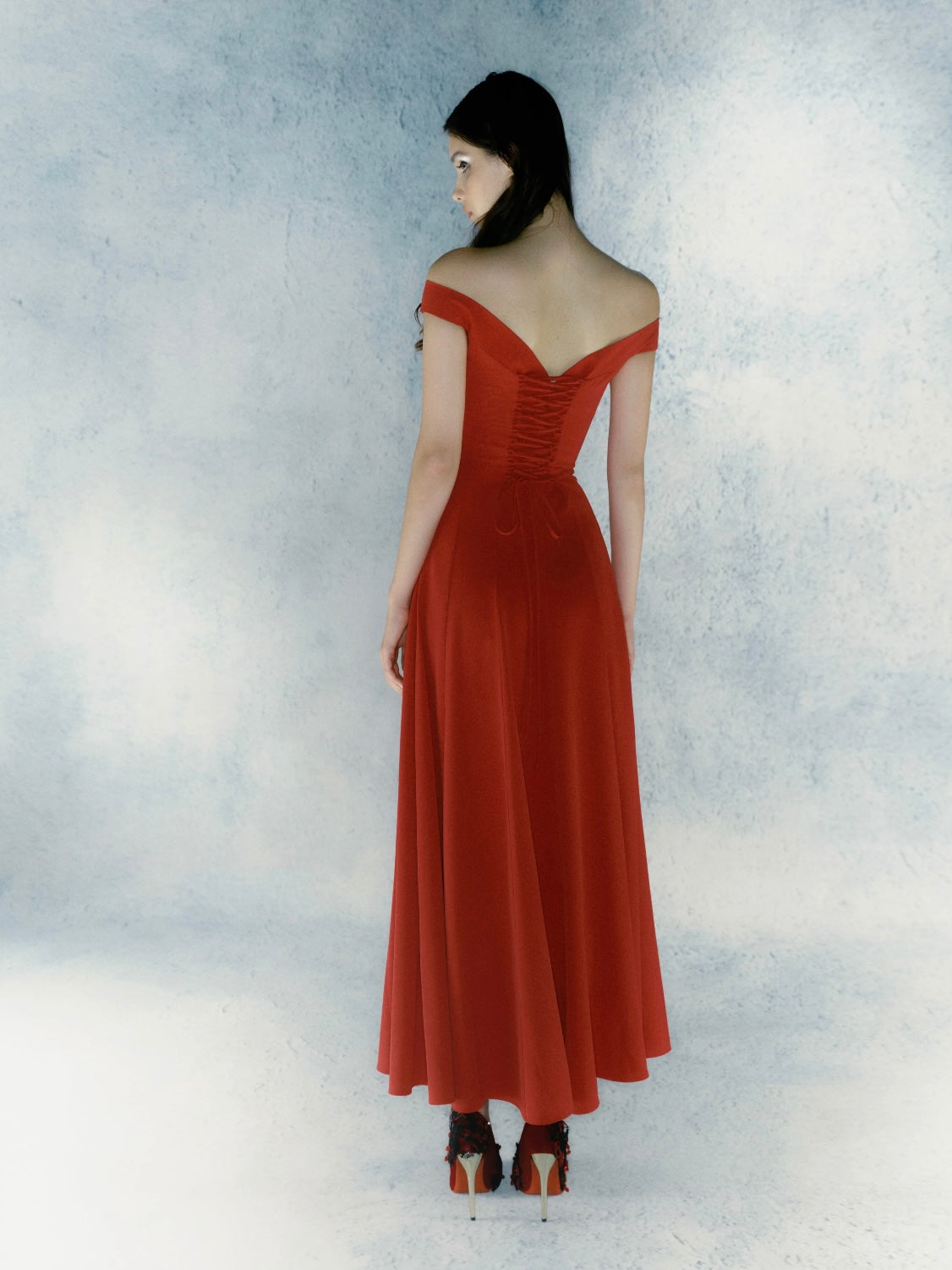 Shoulder strap waist dress