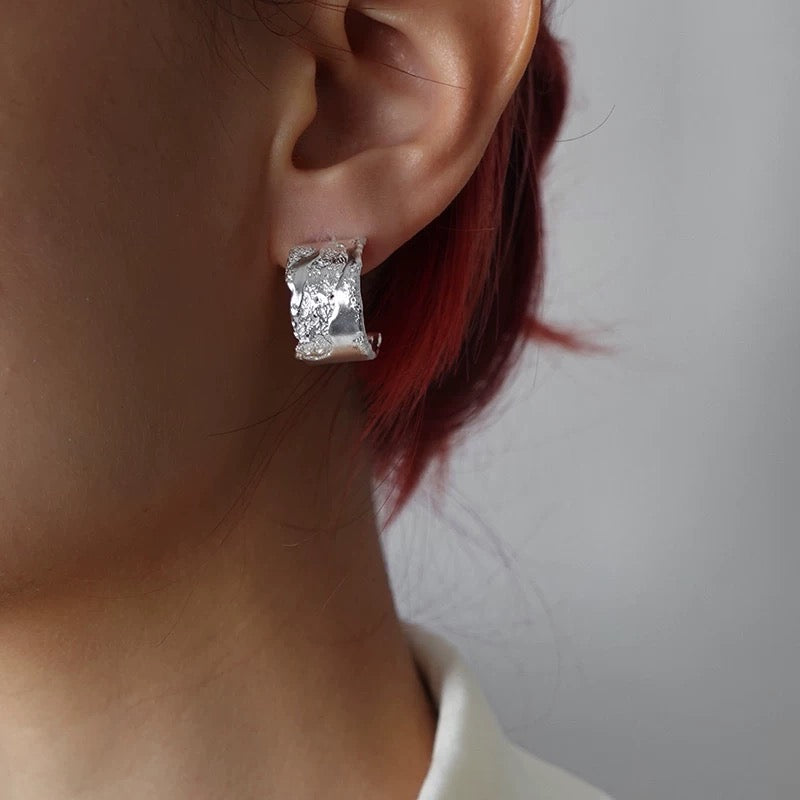 Metal Lace Small Hoop Earrings
