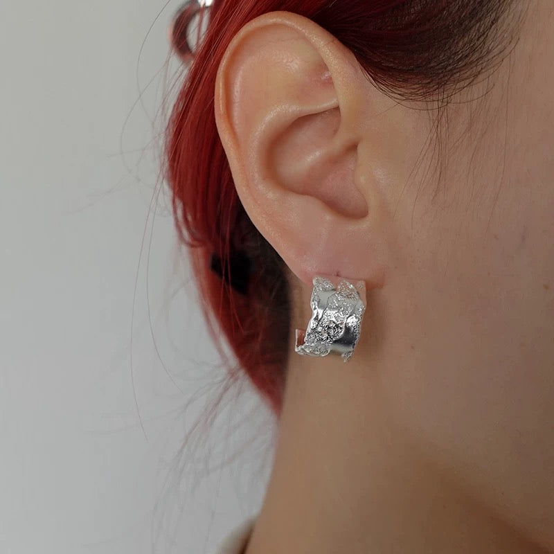 Metal Lace Small Hoop Earrings