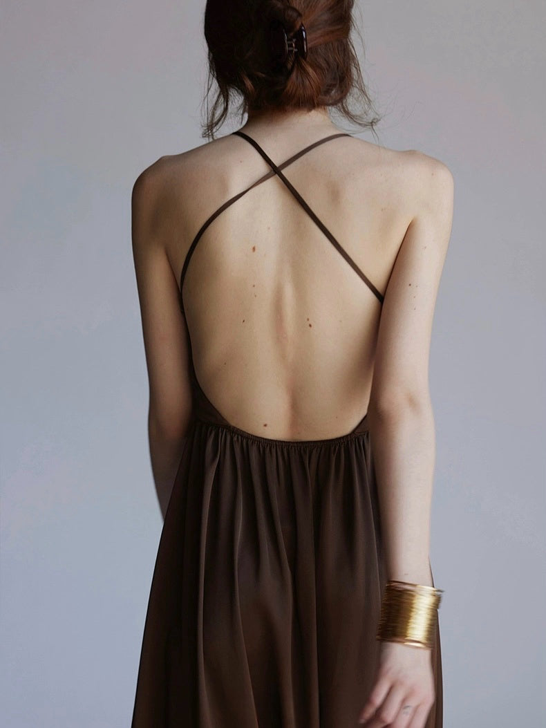 Acetic acid deep V backless suspender skirt