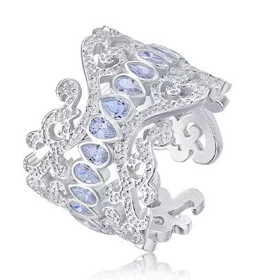 Entangled branches and wide rings, the sky