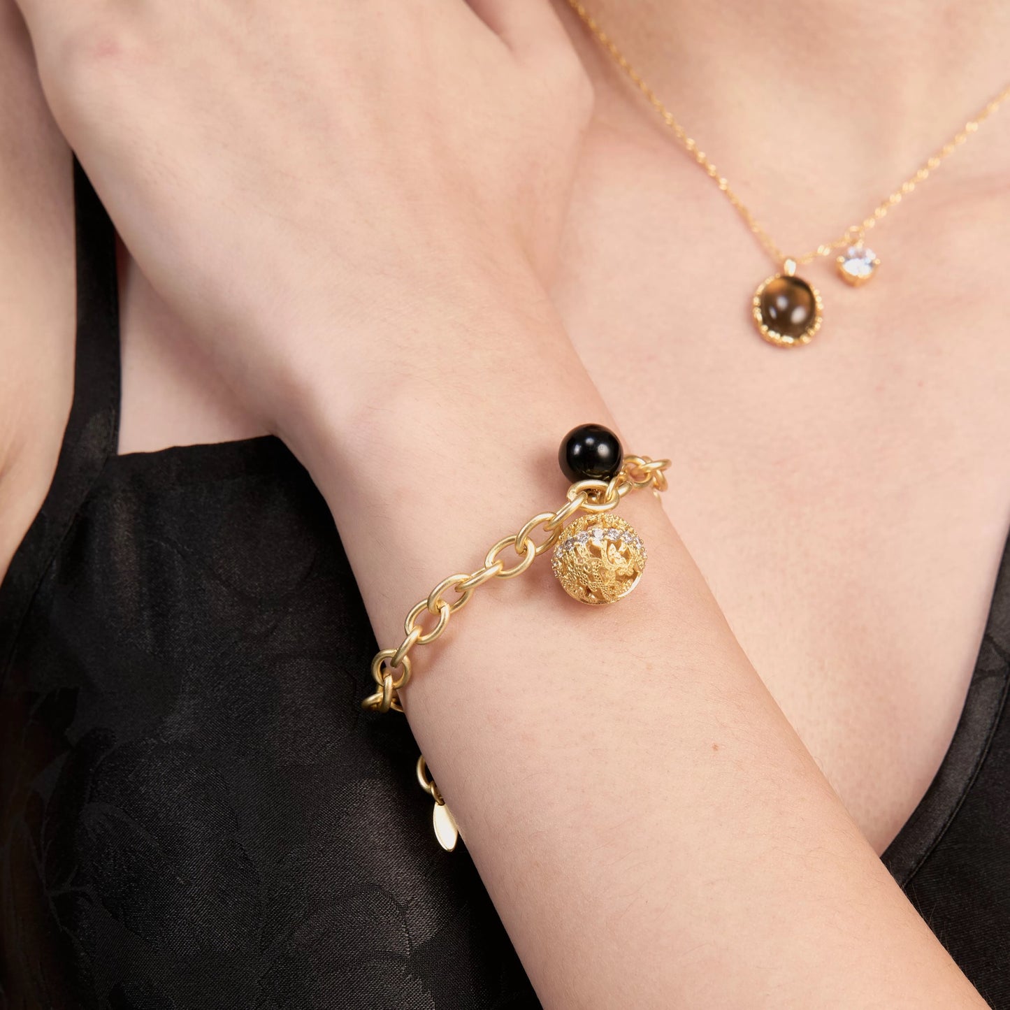 Dense Patten Entangled Bracelet