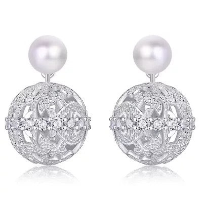 Dense-patterned pearl earrings