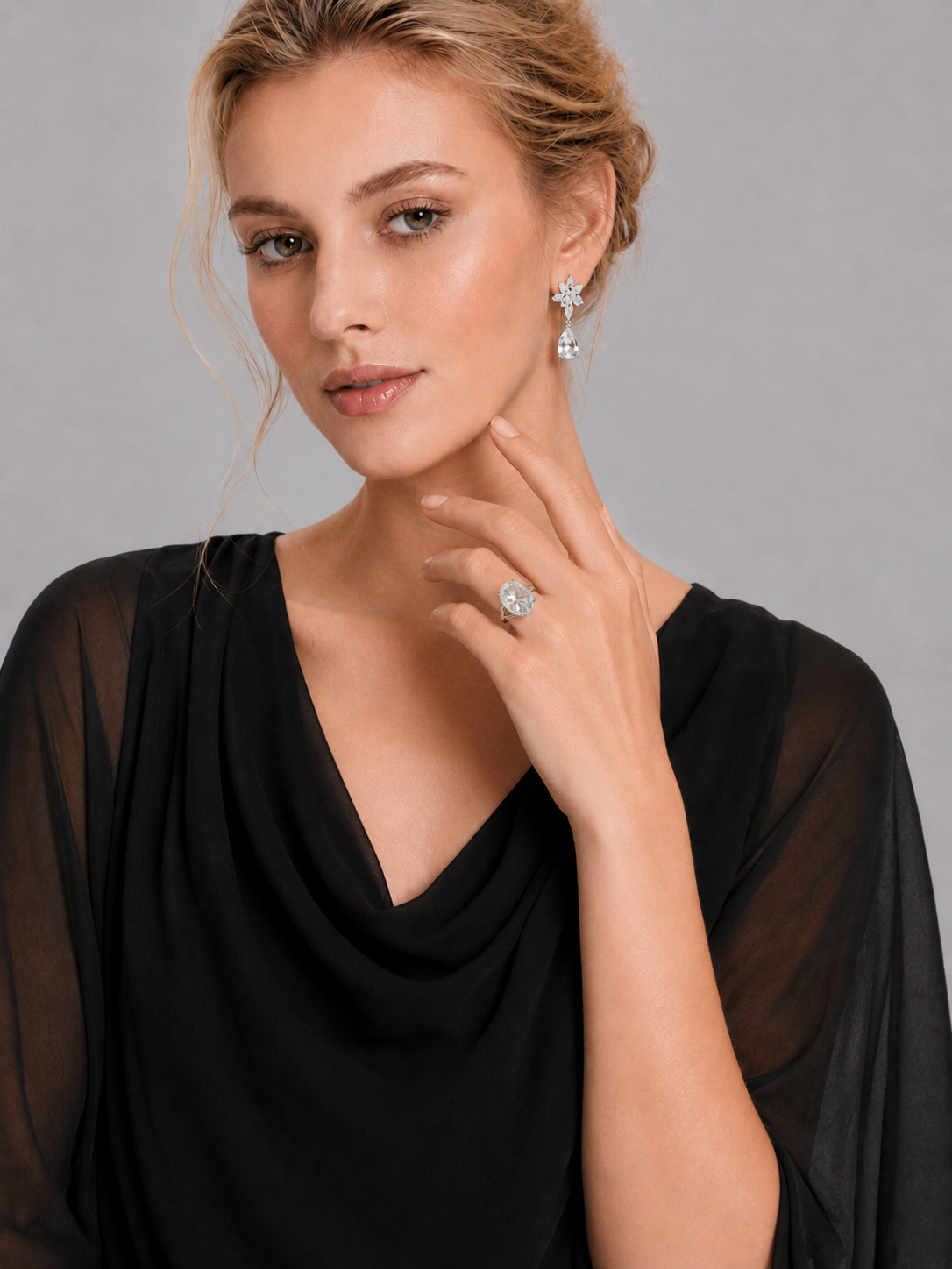 Oval White Crystal 4-Prong S925 Sterling Silver Ring