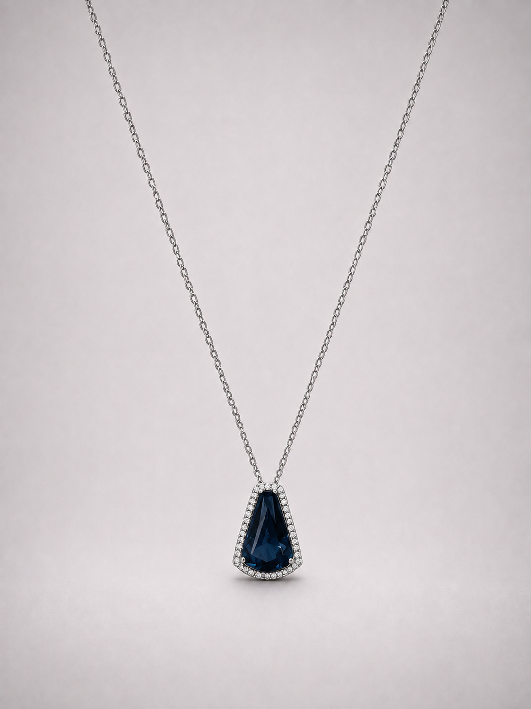 Luxury Halo London Blue Topaz Pendant S925 Sterling Silver Necklace