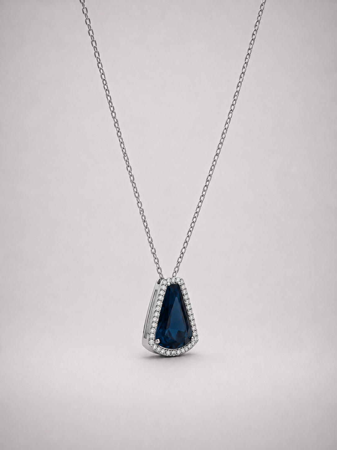 Luxury Halo London Blue Topaz Pendant S925 Sterling Silver Necklace