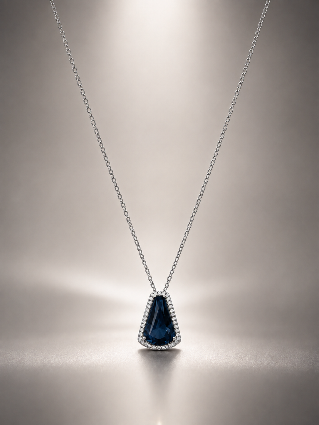 Luxury Halo London Blue Topaz Pendant S925 Sterling Silver Necklace