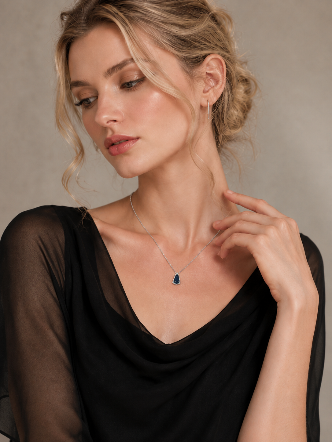 Luxury Halo London Blue Topaz Pendant S925 Sterling Silver Necklace