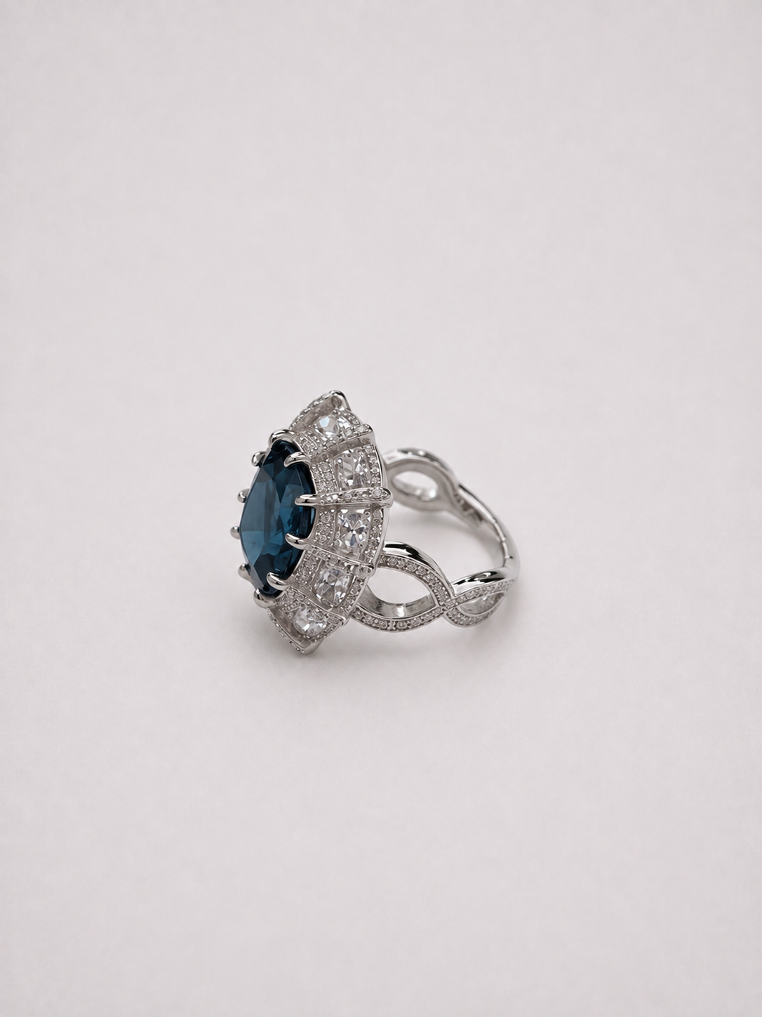 Cushion Cut London Blue Topaz Halo S925 Sterling Silver Ring